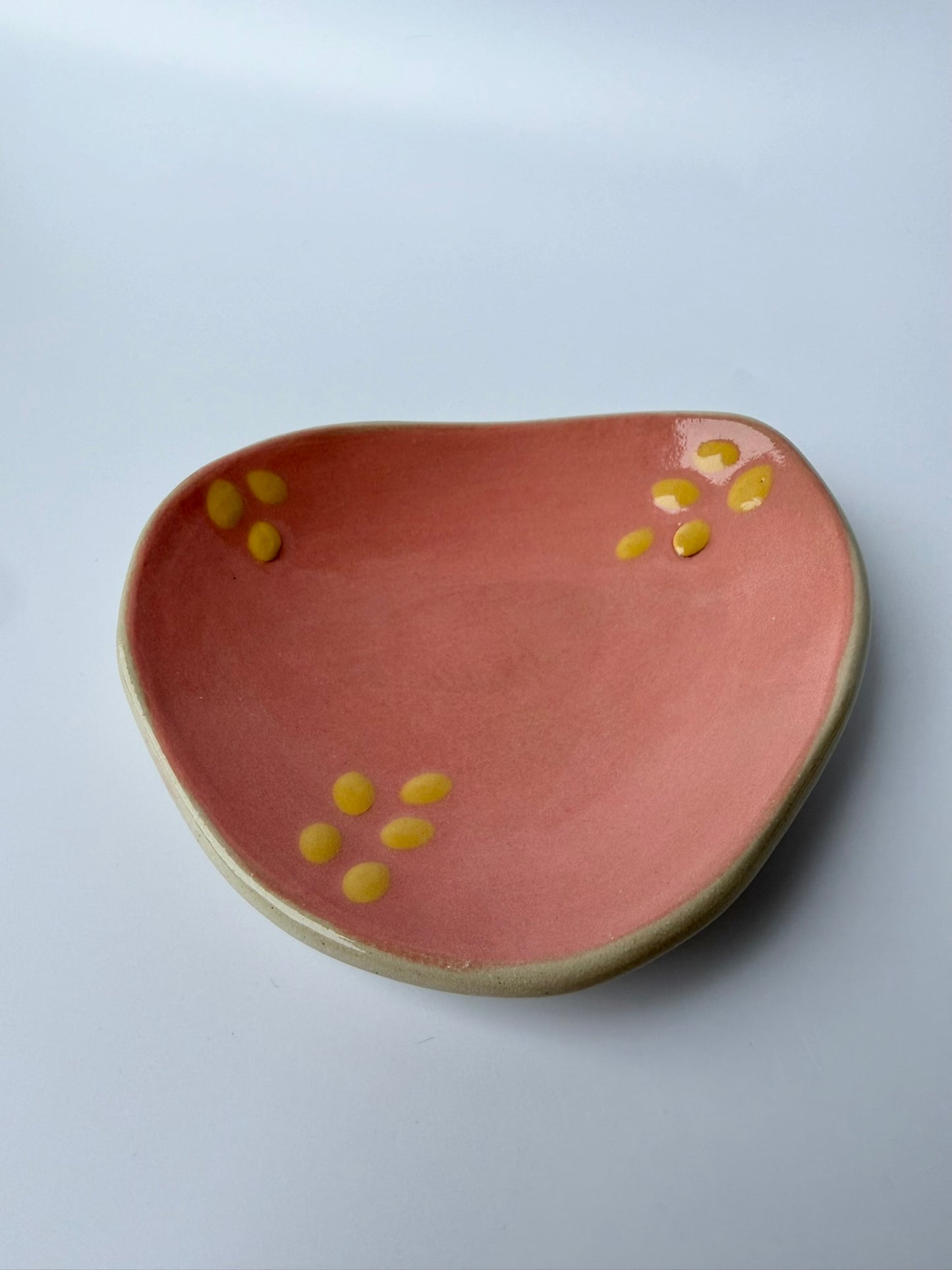 Organische Dekoschale pink gelb