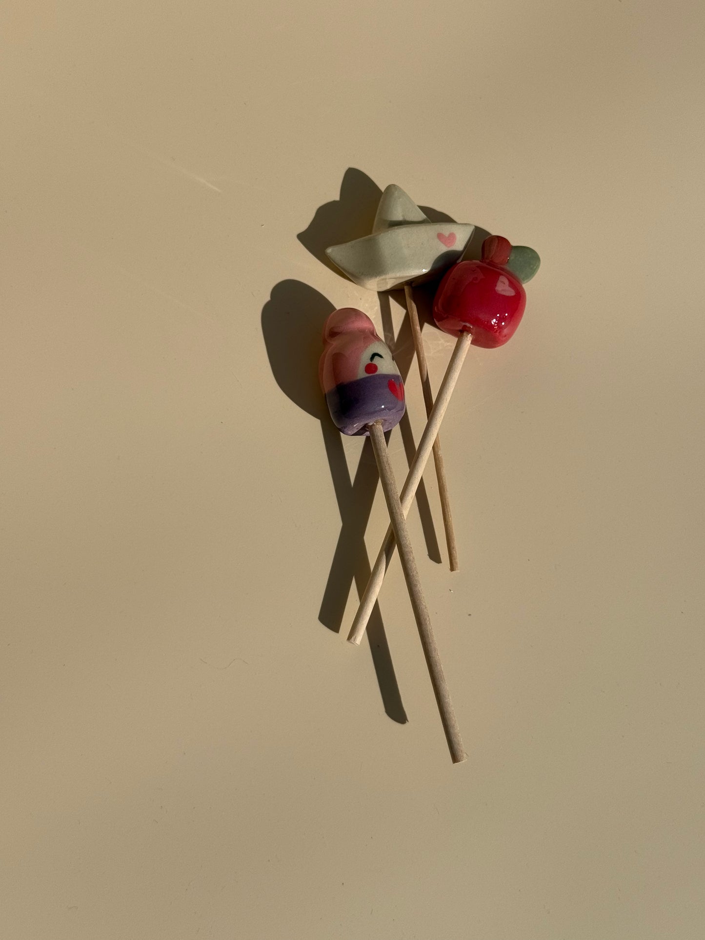 Blumenstecker Frau Apfel Schiff