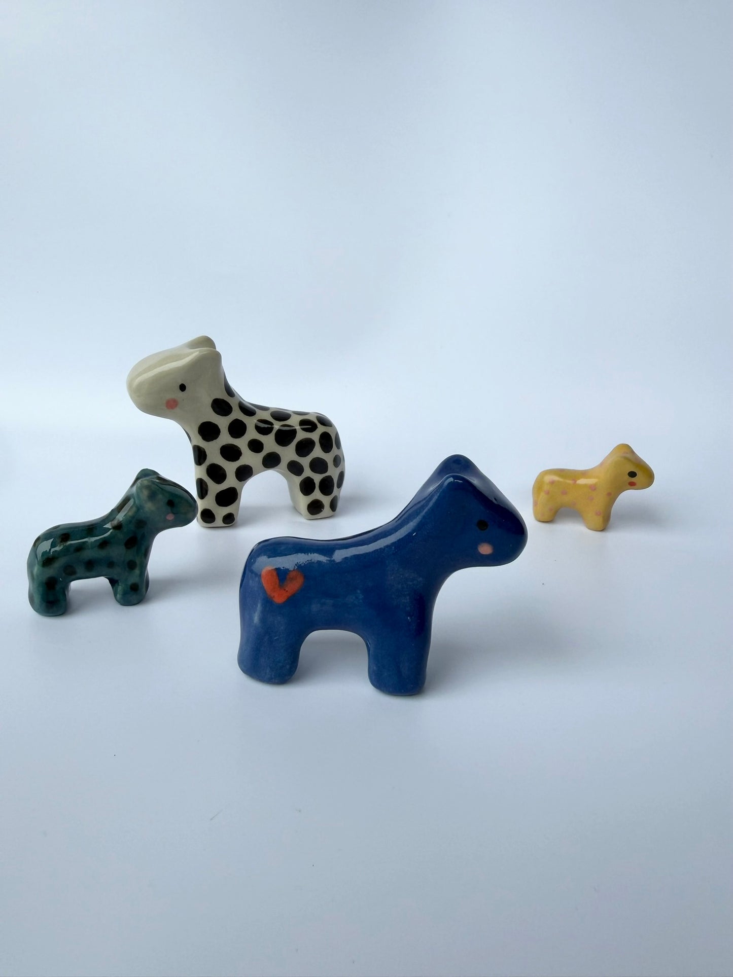 Happy Pferd blau mit Herz klein
