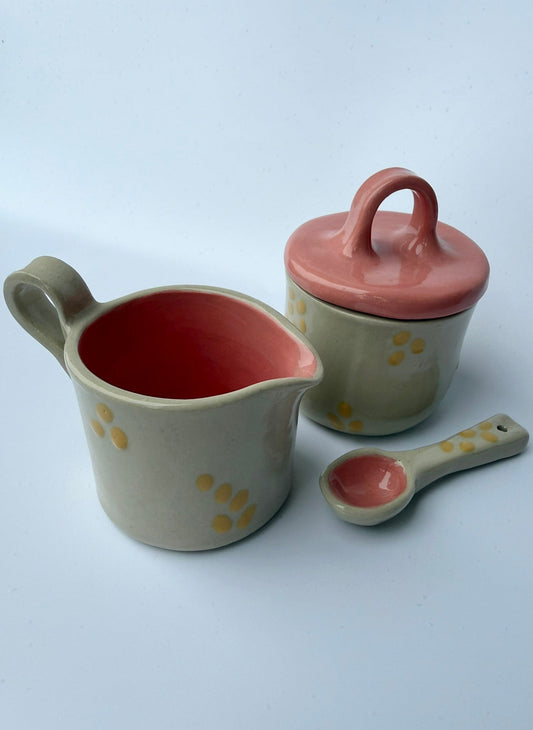 Zuckerdose und Milchkännchen gelb pink