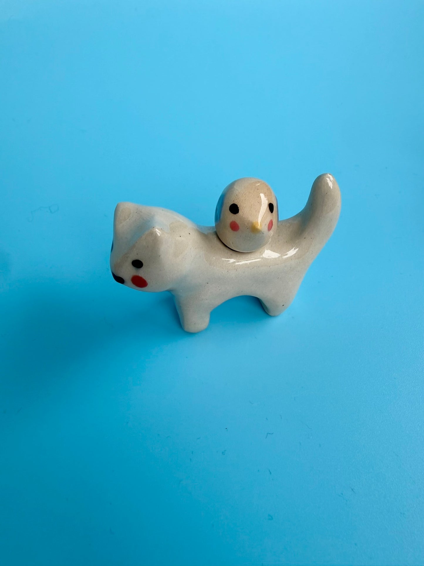Happy Katze mit Magnet Vögelchen