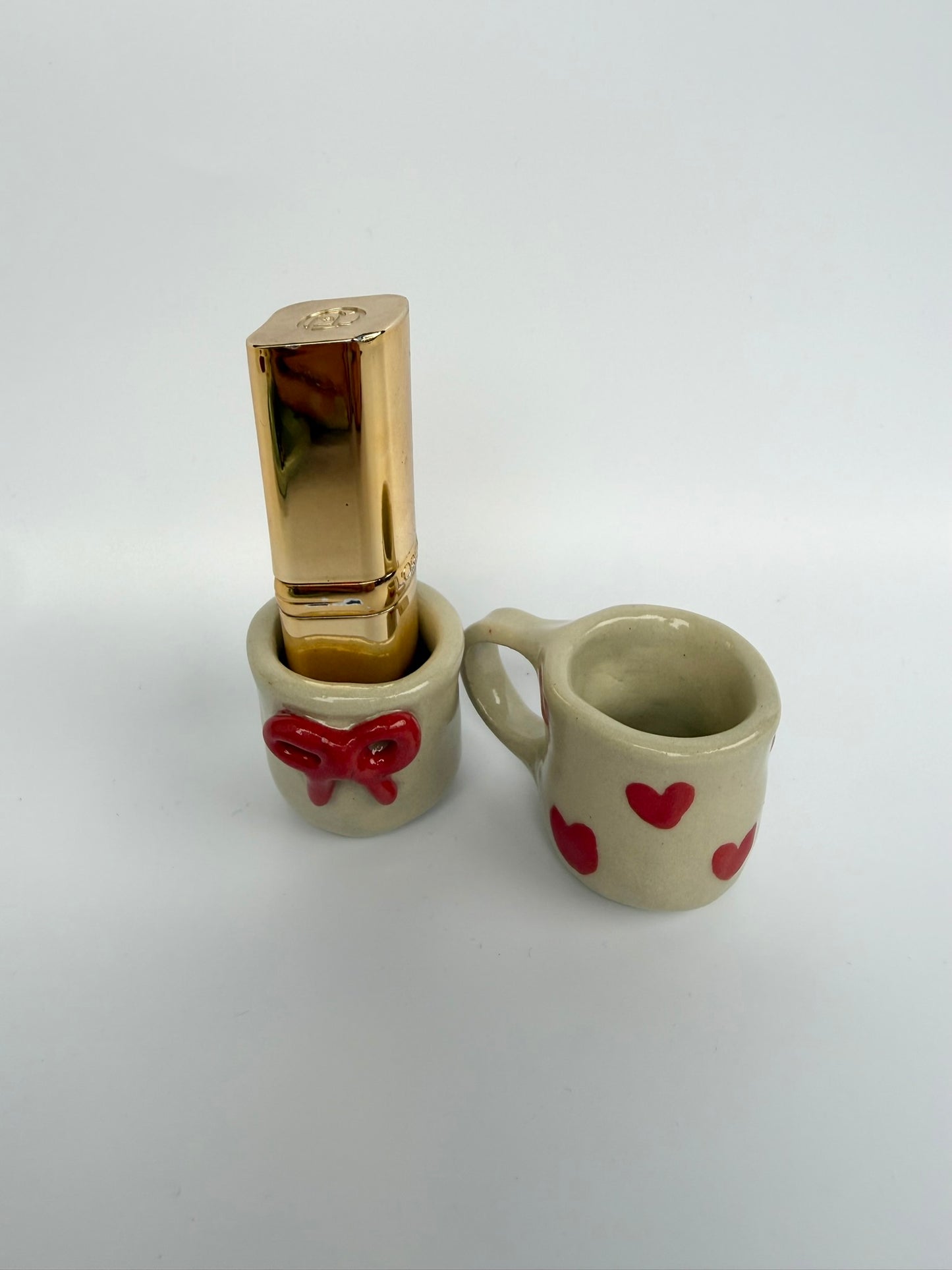 Lippenstifthalter Schleife und Herz Tasse