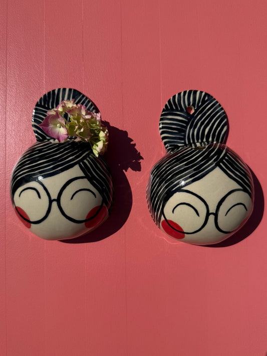 Wandvase Brillenfrau Maxi